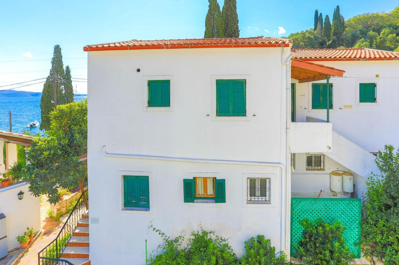 דירות קלאמי Zouli Athina מראה חיצוני תמונה